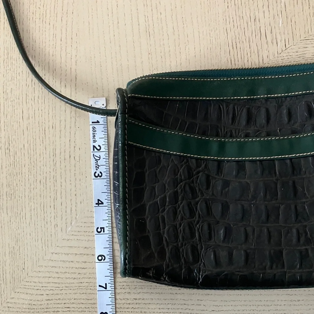 Brahmin Green Croc-Embossed Leather Crossbody Bag with Thin Shoulder Strap